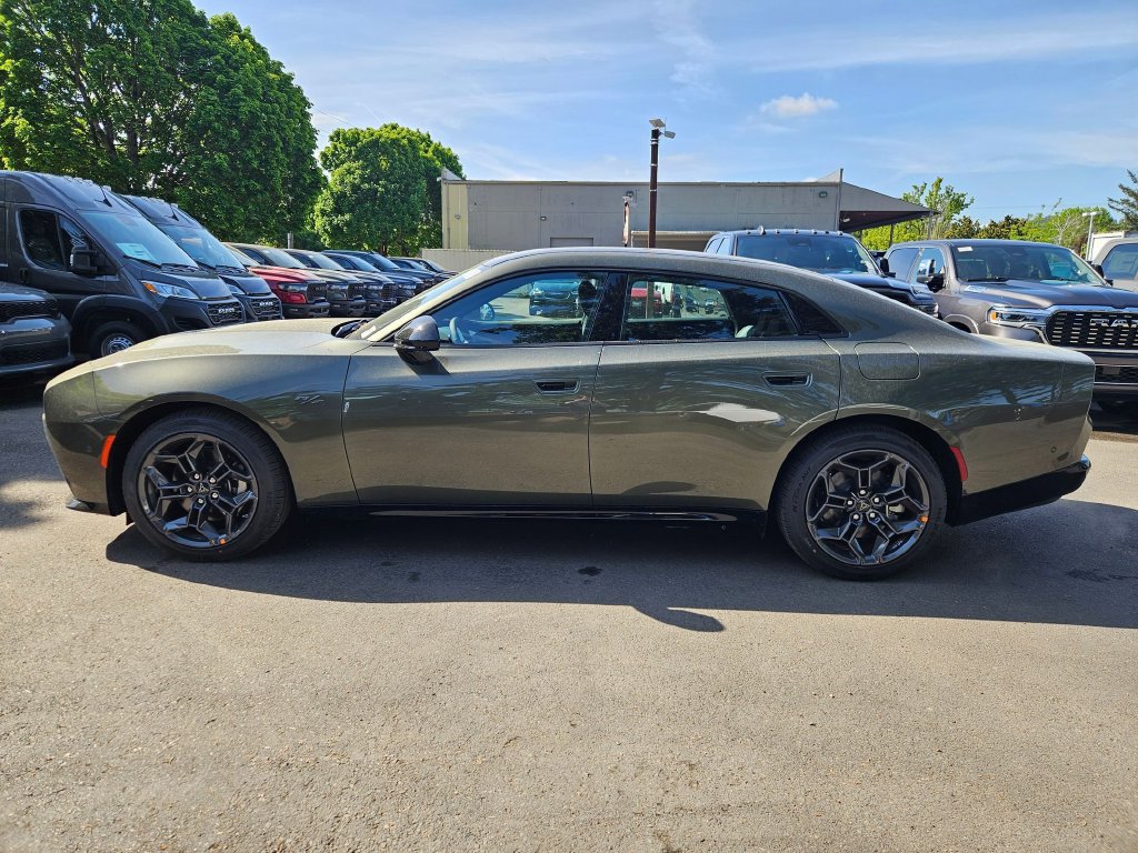 New 2026 Dodge Charger R/T w/ Driver Convenience Group AWD/4WD image 4