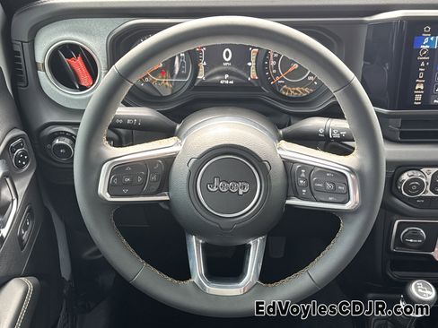 Certified 2024 Jeep Wrangler Sahara w/ Technology Group image 28