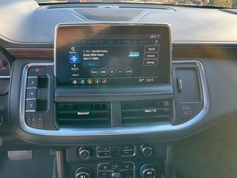 Used 2021 Chevrolet Suburban High Country image 14