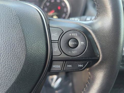 Used 2020 Toyota RAV4 XLE Premium AWD/4WD image 13