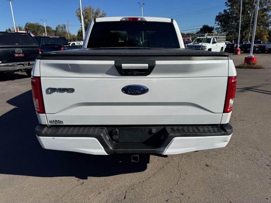 Used 2015 Ford F150 XLT w/ Equipment Group 301A Mid AWD/4WD image 4