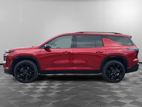 Used 2024 Chevrolet Traverse RS w/ LPO, Floor Liner Package image 5