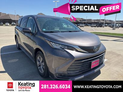 Used 2021 Toyota Sienna LE