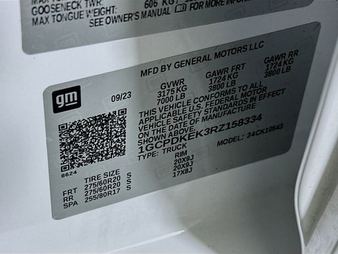 Used 2024 Chevrolet Silverado 1500 LT image 12