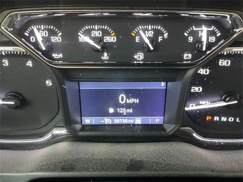 Used 2022 GMC Sierra 2500 AT4 w/ AT4 Preferred Package image 16