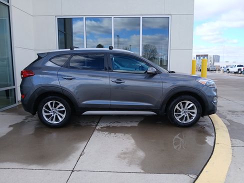 Used 2018 Hyundai Tucson SEL Plus image 6