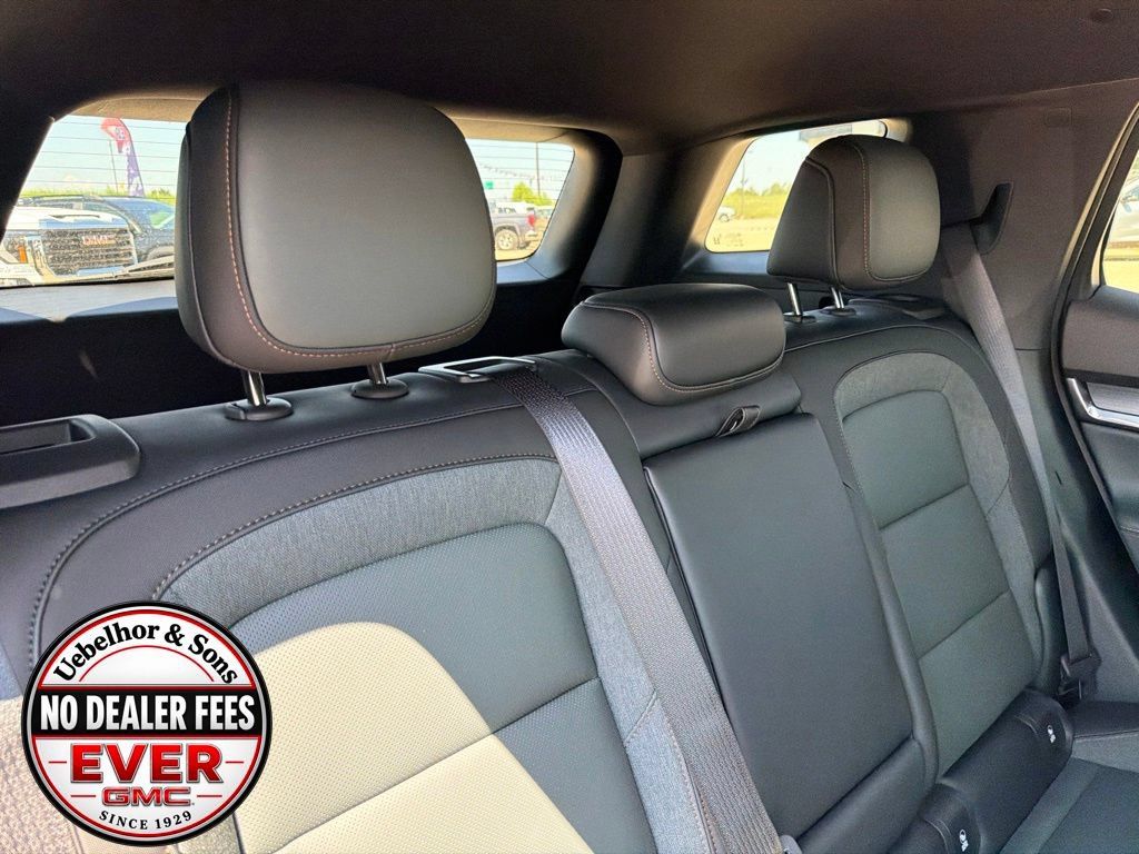 New 2027 GMC Terrain AT4 w/ Convenience Package III AWD/4WD image 5