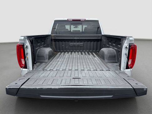 Used 2021 GMC Sierra 1500 SLT w/ SLT Premium Plus Package AWD/4WD image 29
