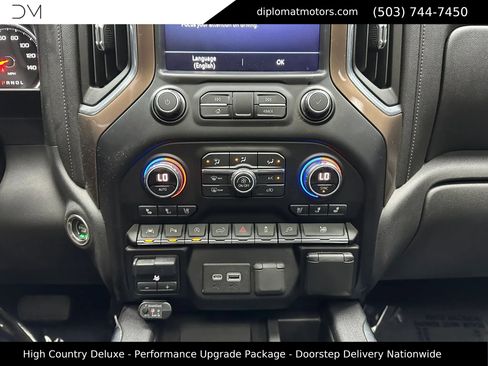 Used 2019 Chevrolet Silverado 1500 High Country AWD/4WD image 36