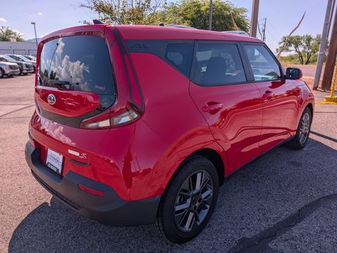 Used 2021 Kia Soul S FWD image 5