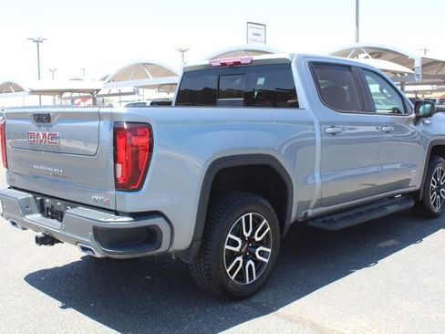 Used 2024 GMC Sierra 1500 AT4 w/ Technology Package AWD/4WD image 3