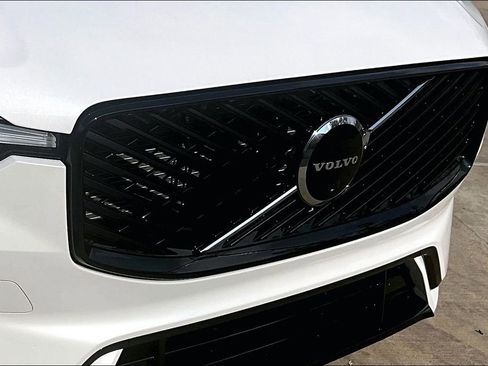 New 2026 Volvo XC60 B5 Ultra w/ Protection Package Premier AWD/4WD image 41