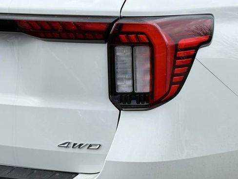 New 2026 Ford Explorer Active w/ Active Comfort Package image 6