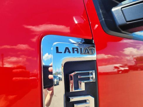 Used 2017 Ford F350 Lariat w/ Chrome Package AWD/4WD image 16