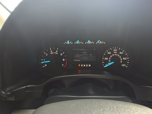 Used 2020 Ford F150 XL w/ Equipment Group 101A Mid AWD/4WD image 14