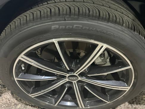 Used 2023 Audi Q7 3.0T Premium Plus AWD/4WD image 8