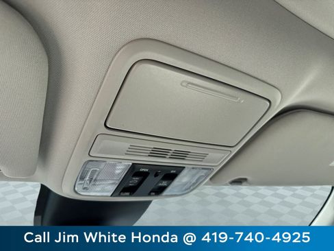 New 2026 Honda Odyssey Touring image 22