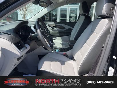 Used 2024 GMC Terrain SLT