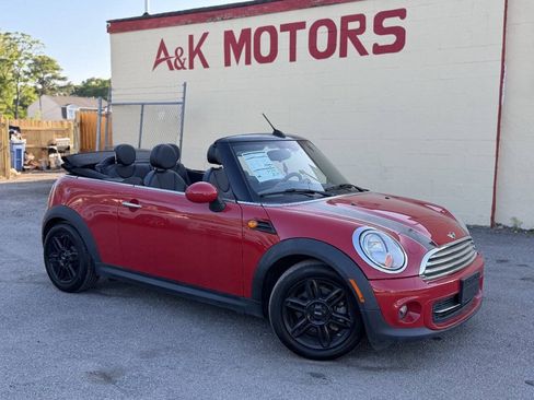 Used 2015 MINI Cooper Convertible FWD image 9