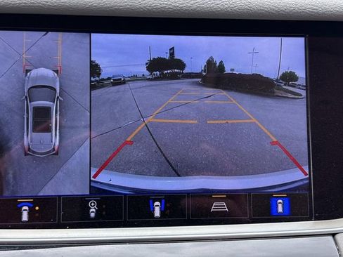 Used 2022 Cadillac XT5 Premium Luxury w/ Technology Package FWD image 27