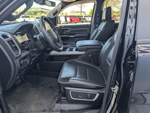 Used 2024 RAM 1500 Laramie AWD/4WD image 2