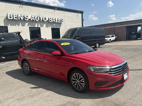 Used 2019 Volkswagen Jetta SE FWD image 4