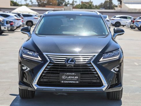 Used 2018 Lexus RX 350L Luxury w/ Accessory Package FWD image 2