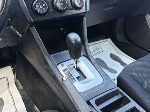 Used 2013 Subaru Impreza 2.0i Premium w/ All-Weather Pkg AWD/4WD image 18