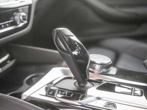 Certified 2023 BMW 530e 530e w/ M Sport Package image 19