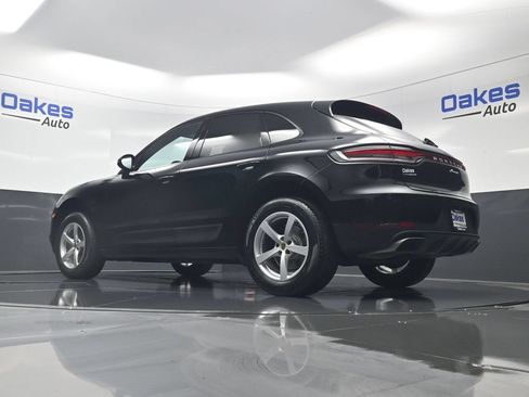 Used 2020 Porsche Macan AWD/4WD image 41