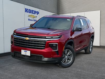 Used 2024 Chevrolet Traverse LT w/ Enhanced Driving Package