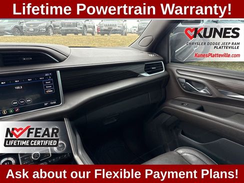 Used 2021 GMC Yukon Denali w/ Denali Premium Package AWD/4WD image 43