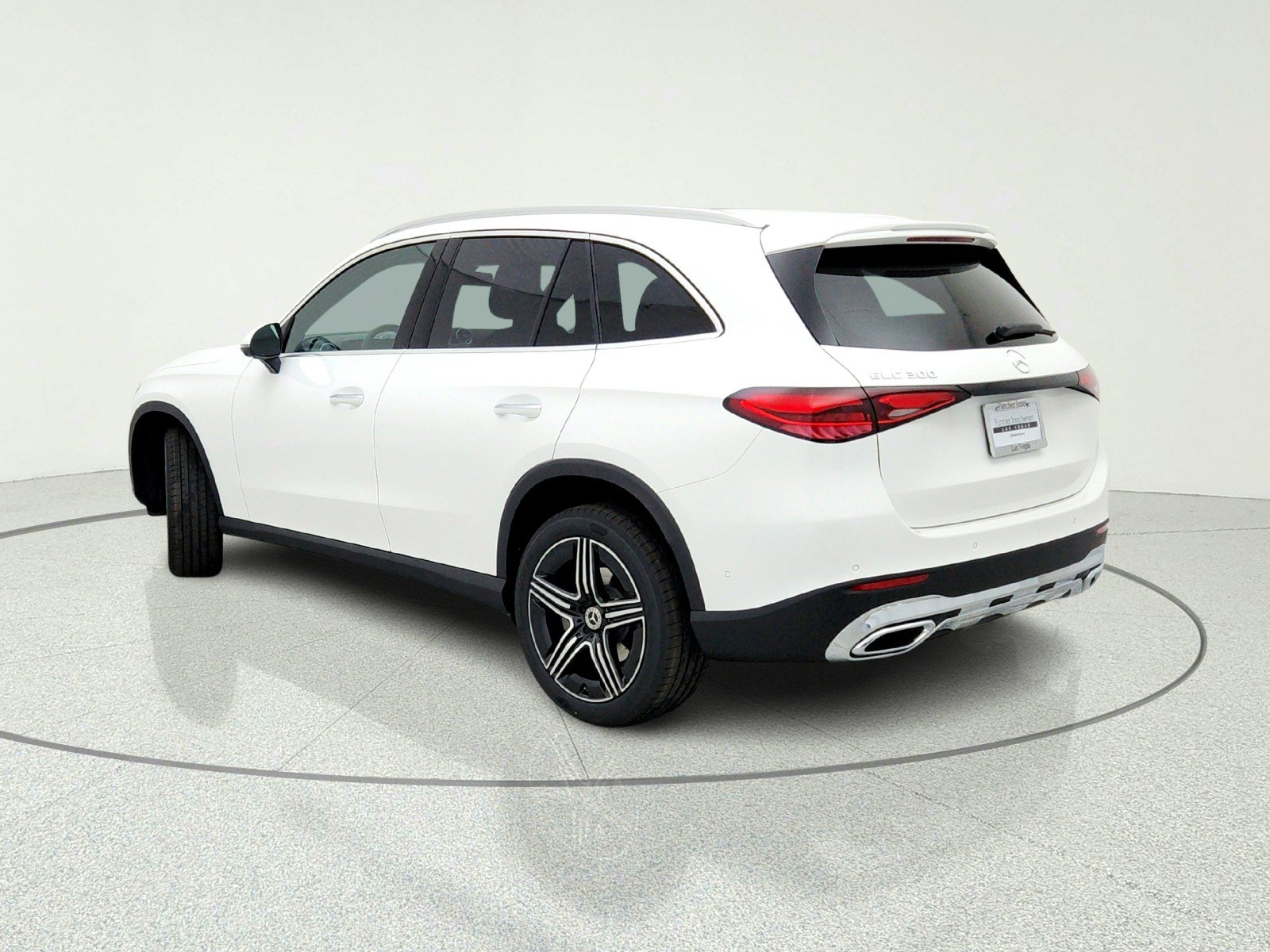 Used 2026 Mercedes-Benz GLC 300 image 12
