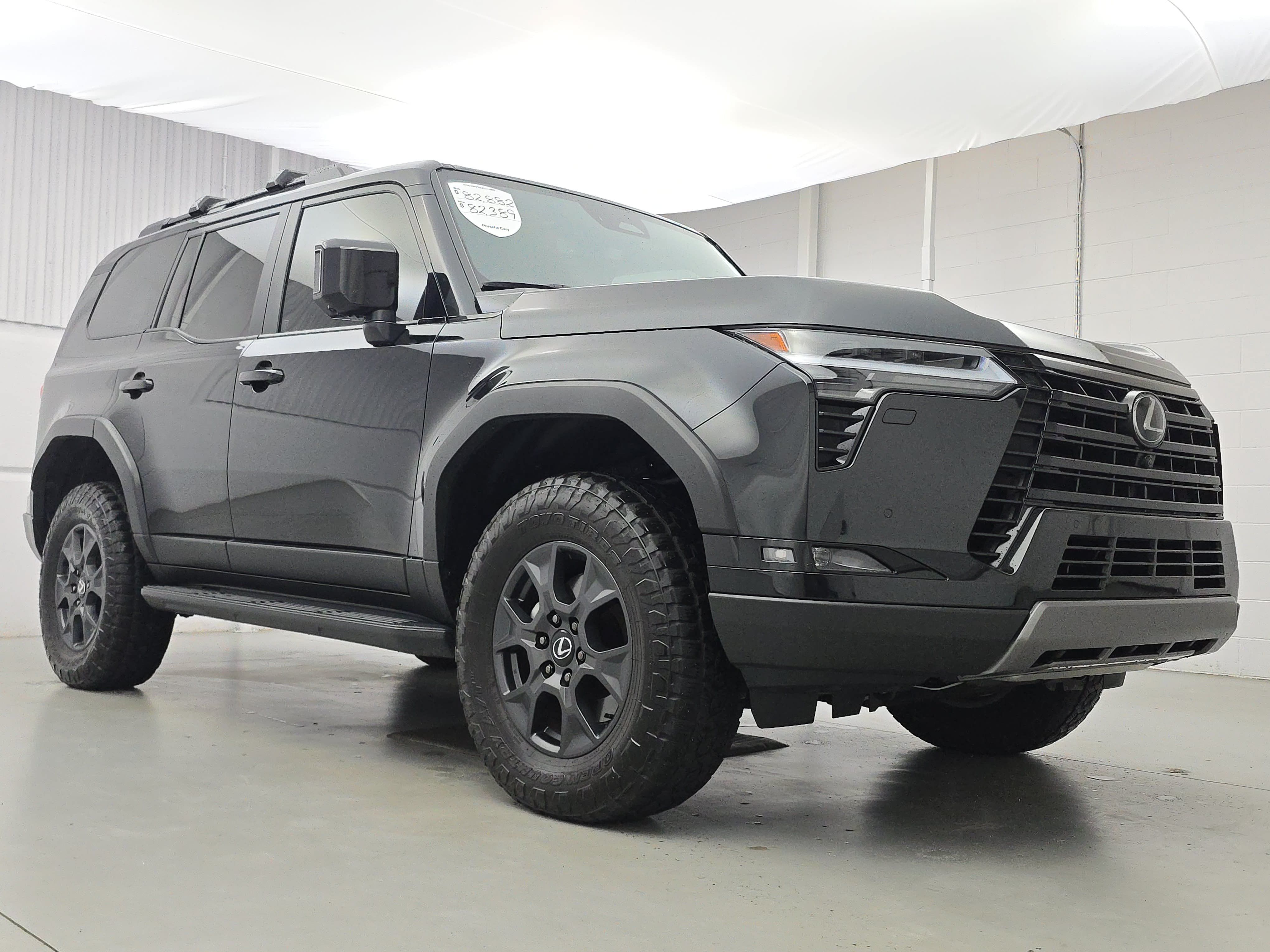 Used 2025 Lexus GX 550 AWD/4WD image 9