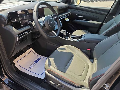 New 2025 Hyundai Santa Cruz Limited image 8