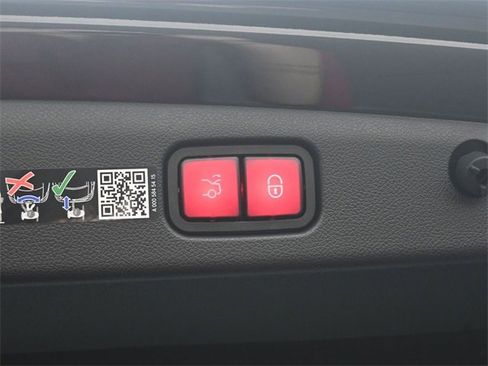 New 2026 Mercedes-Benz E 350 4MATIC Sedan image 25