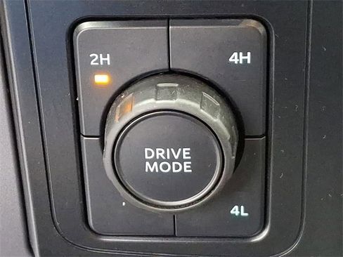 Used 2023 Ford F150 XLT w/ XTR Package image 25