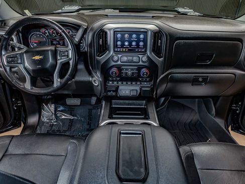 Used 2022 Chevrolet Silverado 2500 LTZ w/ LTZ Plus Package image 19