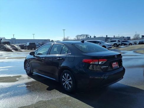 Used 2020 Toyota Corolla LE image 5