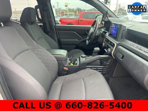 Certified 2024 Toyota Tacoma SR image 4