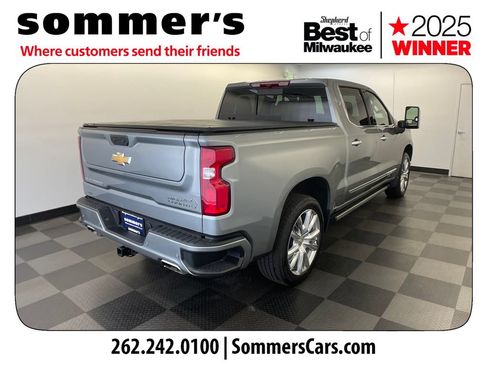 Used 2026 Chevrolet Silverado 1500 High Country w/ High Country Premium Package AWD/4WD image 5
