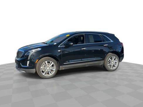 Used 2024 Cadillac XT5 Premium Luxury w/ Technology Package image 4