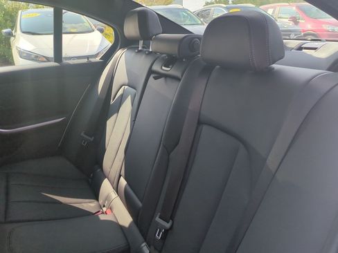 Used 2024 BMW 330i Sedan RWD image 32