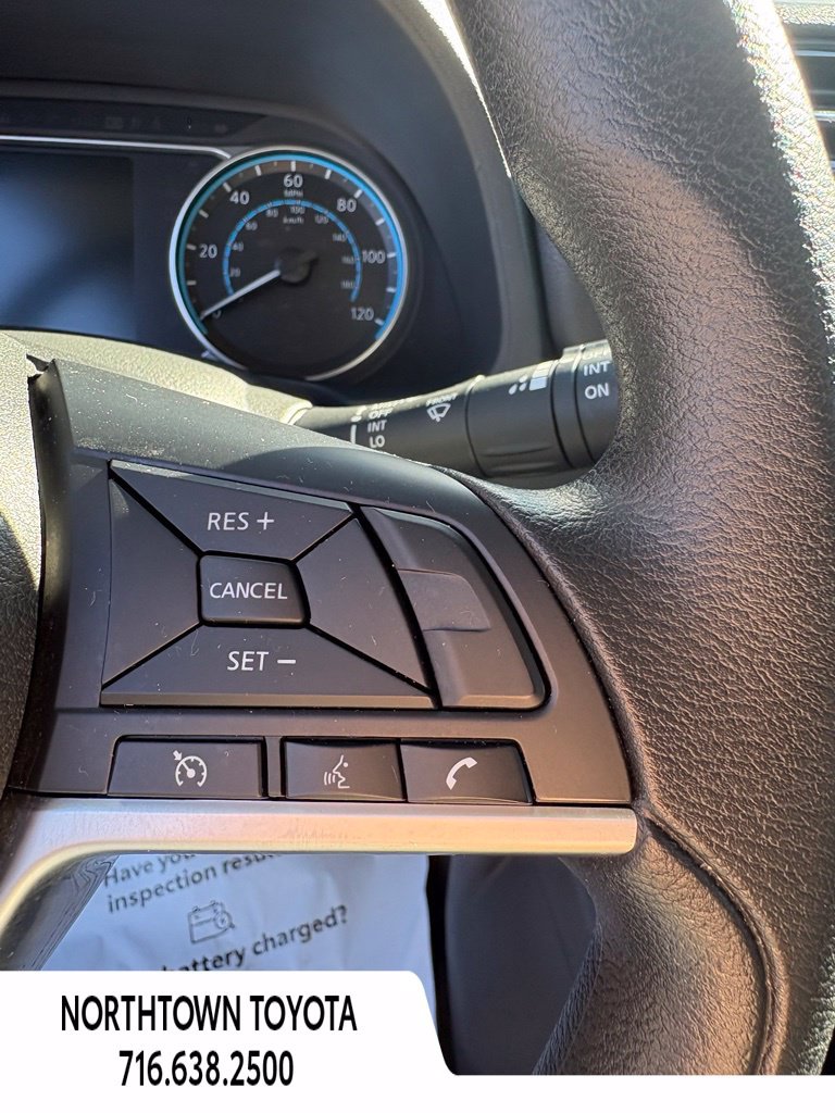 Used 2025 Nissan Leaf S FWD image 20