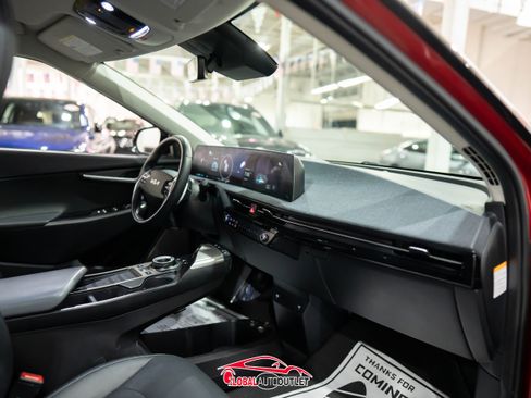 Used 2022 Kia EV6 Wind image 15