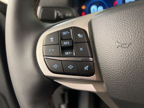 New 2026 Ford Explorer Active w/ Active Comfort Package image 18