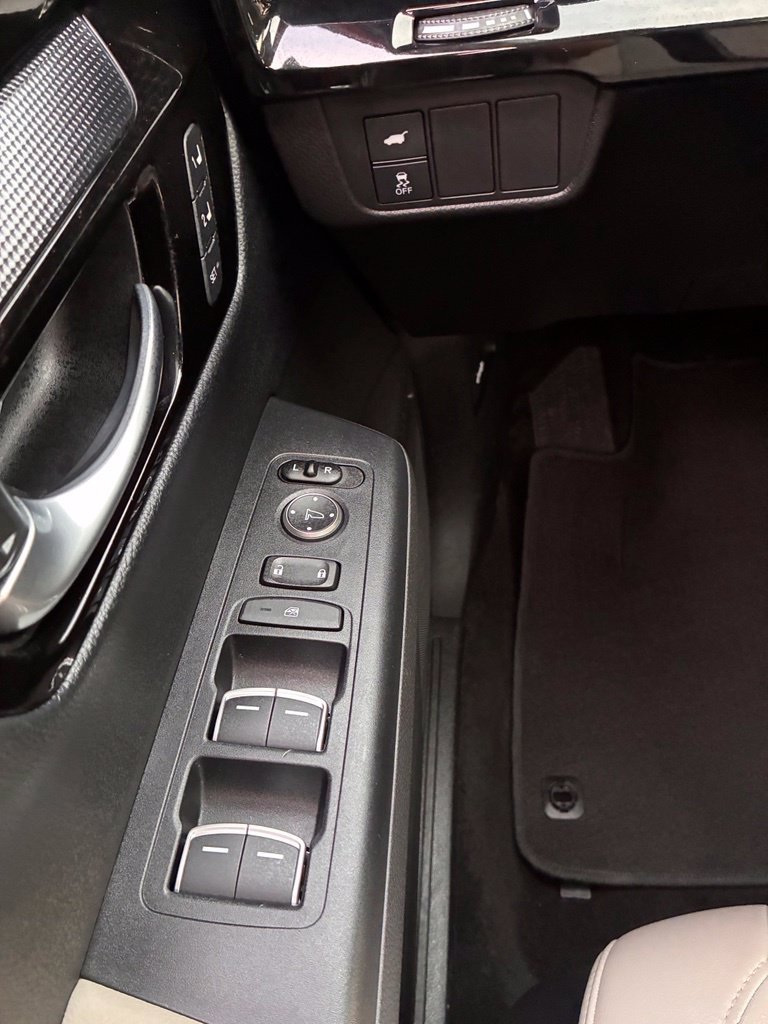 Used 2024 Honda CR-V EX-L image 29