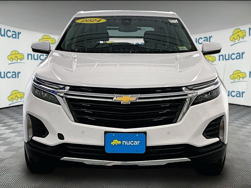 Used 2024 Chevrolet Equinox LT AWD/4WD image 2