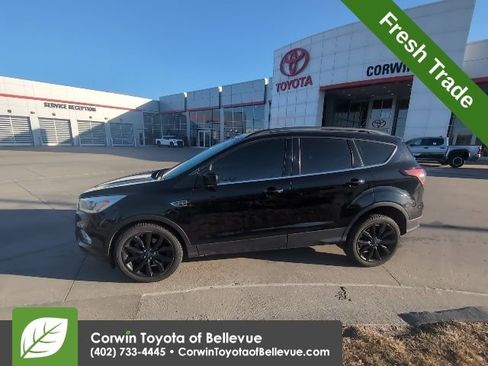 Used 2017 Ford Escape SE w/ SE Leather Comfort Package image 7