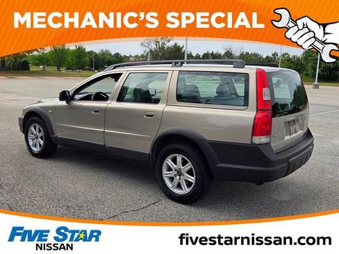 Used 2003 Volvo XC70 AWD/4WD image 9